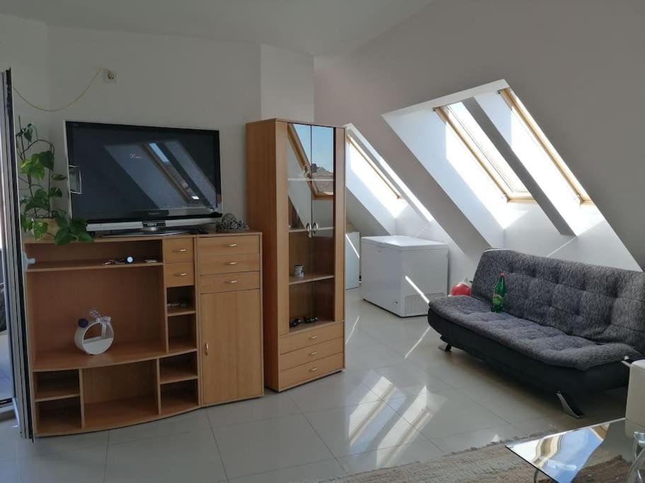 Apartman Natasa 3 Vrsac Exterior photo